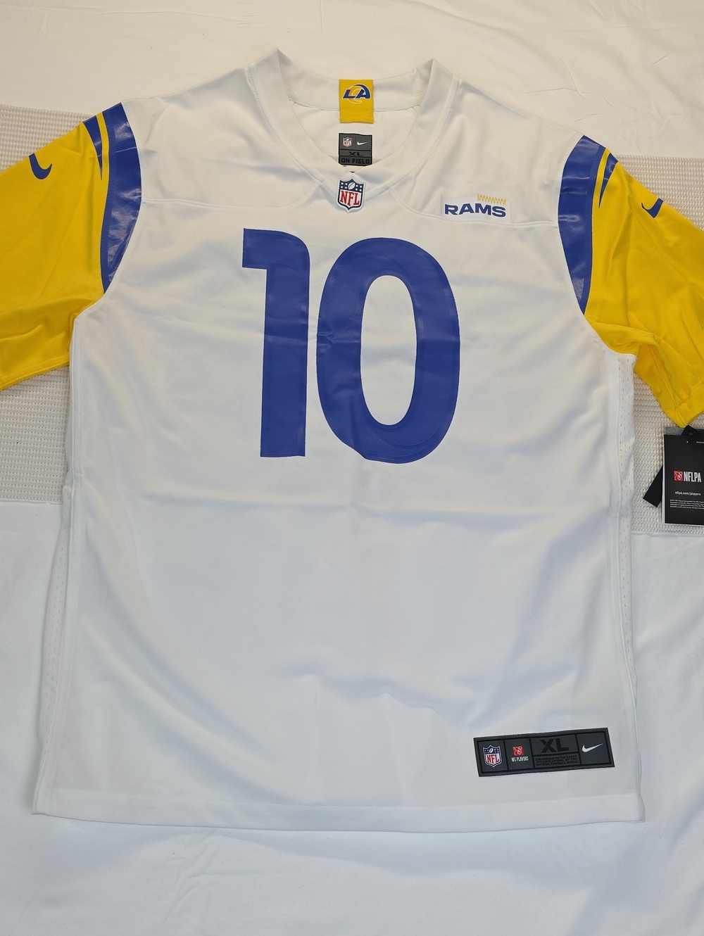 Nike Los Angeles Rams White & Yellow #10 Men's Jersey XL